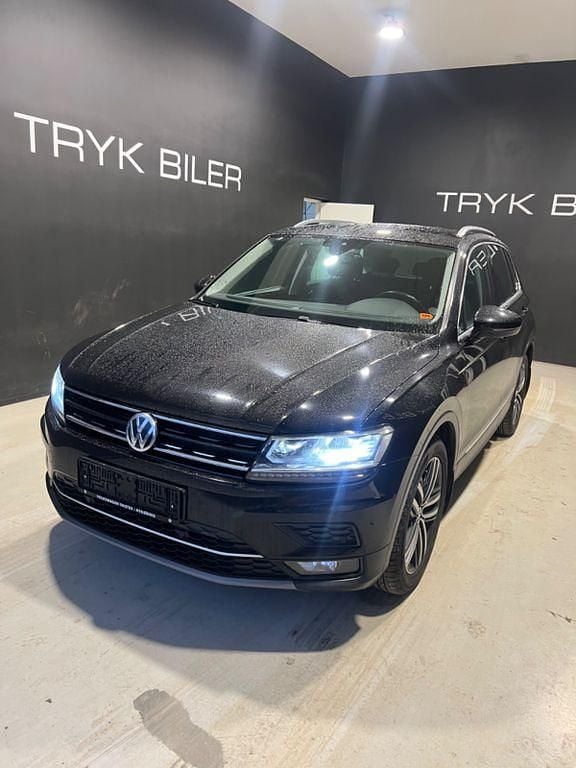 Schwarz Gebraucht 2018 VW Tiguan Highline SUV | 15.000 € (Superpreis) - Bild 1/4
