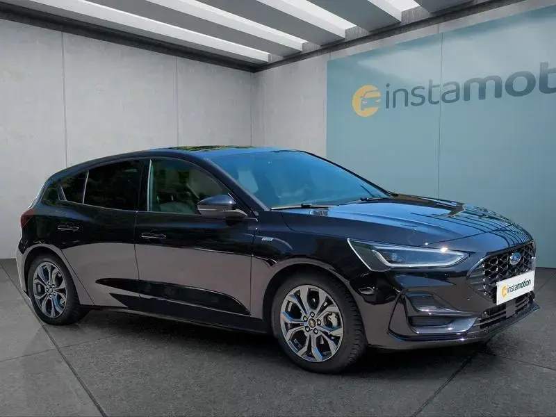 Gebraucht Ford Focus 155 PS (114 kW) 2024 Schwarz Limousine