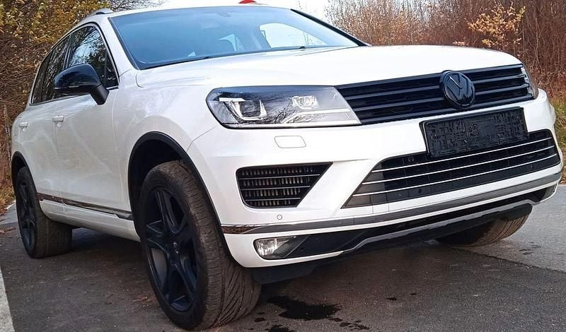 Gebraucht VW Touareg Terrain Tech 262 PS (192 kW) 2015 Weiß SUV