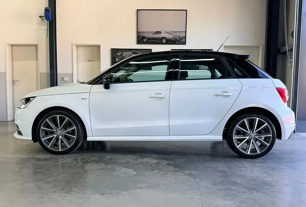 Gebraucht Audi A1 Sportback S-Line 125 PS (91 kW) 2016 Gletscherweiß metallic Kleinwagen