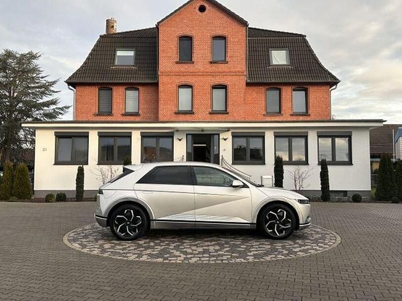 Gold Gebraucht 2022 Hyundai Ioniq 5 SUV | 24.950 € (Fairer Preis) - Bild 1/4