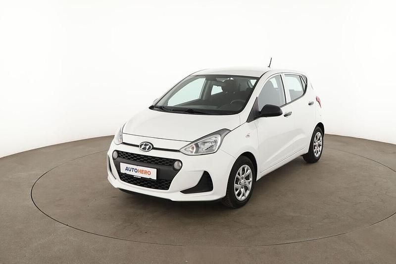 Gebraucht Hyundai i10 Select 67 PS (49 kW) 2019 Weiß Kleinwagen