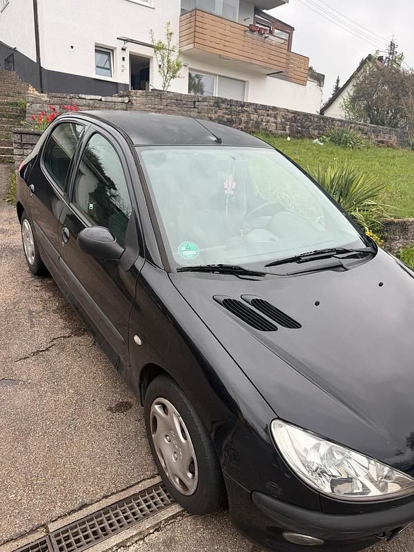 Gebraucht Peugeot 206 75 PS (55 kW) 2003 Schwarz Kleinwagen