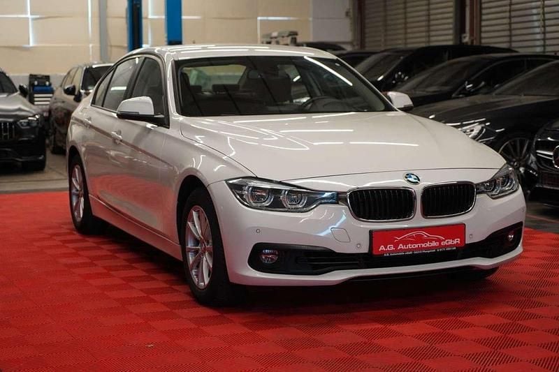 Usata BMW 320 Advantage 184 CV (135 kW) 2017 Bianco Berlina