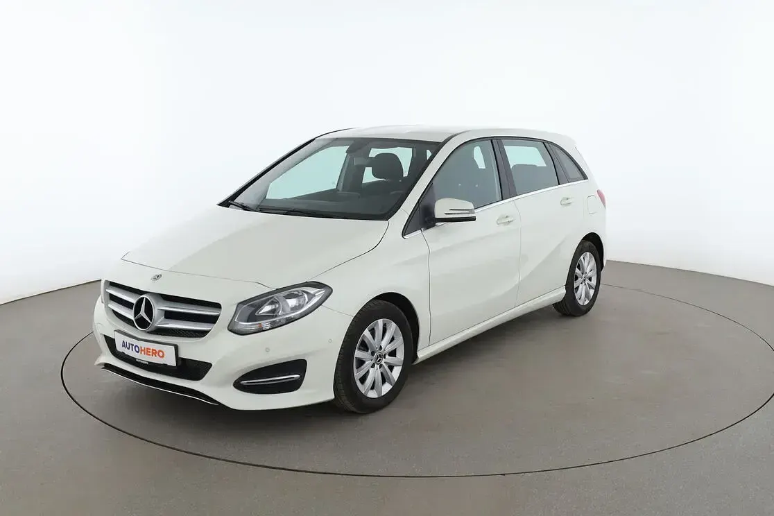 Gebraucht Mercedes B180 Style 122 PS (89 kW) 2018 Kleinwagen