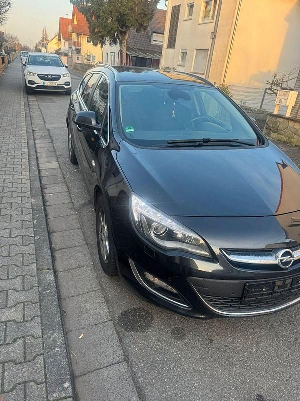 Gebraucht Opel Astra Eco 136 PS (100 kW) 2014 Schwarz Kombi