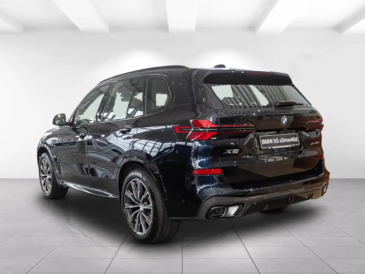 Neu BMW X5 M Sport 352 PS (258 kW) 2025 Carbonschwarz metallic SUV