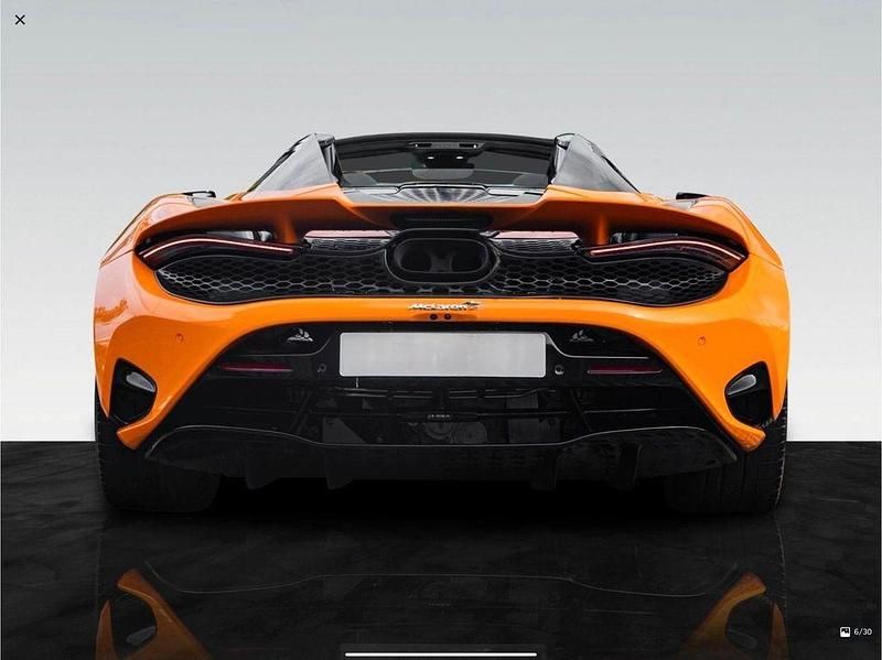 Gebraucht McLaren 750S 749 PS (550 kW) 2024 Orange Cabrio