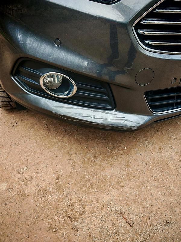 Gebraucht Ford S-MAX Titanium 160 PS (117 kW) 2017 Grau Van / Kleinbus