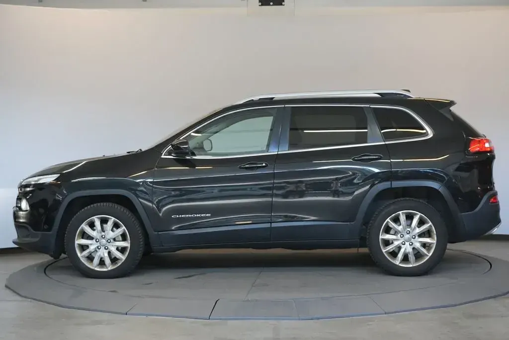 Gebraucht Jeep Cherokee Limited 200 PS (147 kW) 2015 Schwarz SUV