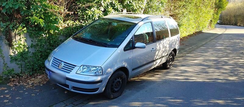 Gebraucht VW Sharan 150 PS (110 kW) 2000 Silber Van / Kleinbus