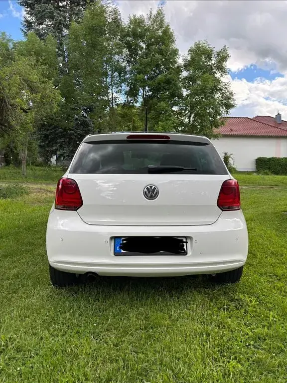 Gebraucht VW Polo Match 90 PS (66 kW) 2012 Weiß Kleinwagen