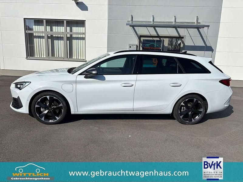 Second-hand Cupra Leon 150 CP (110 kW) 2024 Alb Break