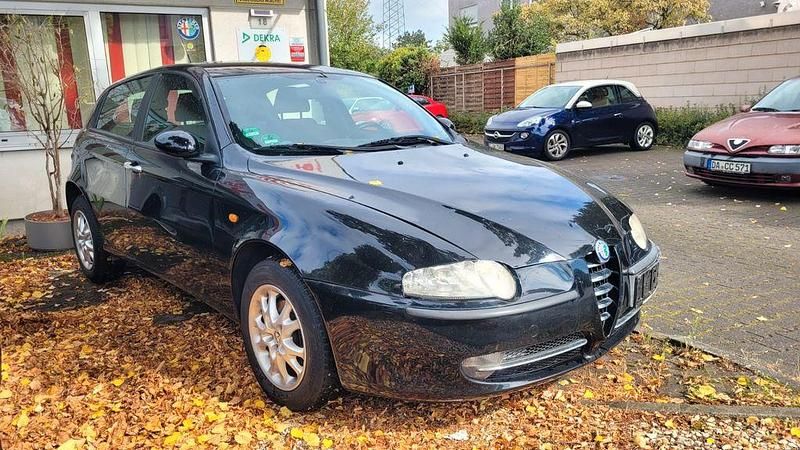 Schwarz Gebraucht 2003 Alfa Romeo 147 Progression Kleinwagen | 1.250 € (Etwas zu teuer) - Bild 1/4