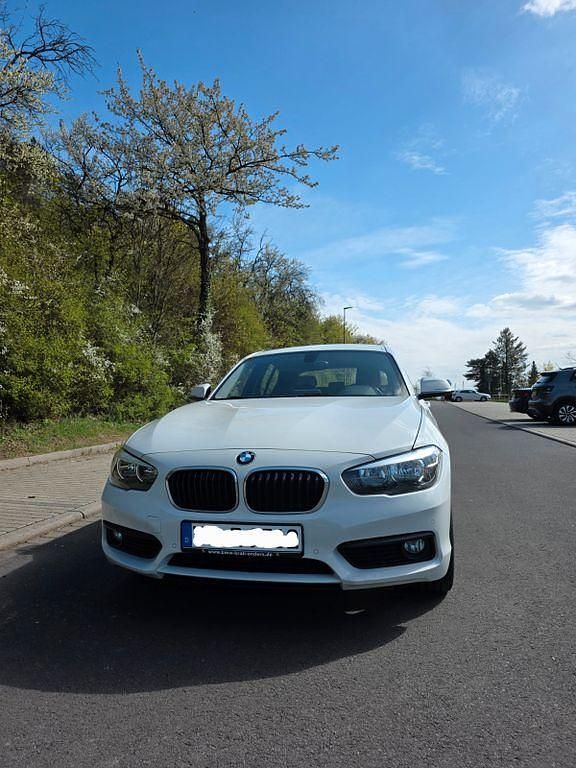 Używany BMW 116 109 KM (80 kW) 2015 Biały Hatchback