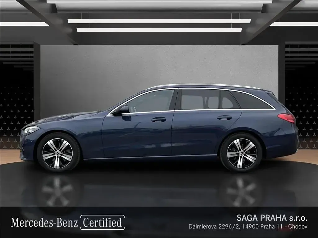 Gebraucht Mercedes C300 258 PS (189 kW) 2023 Blau Kombi