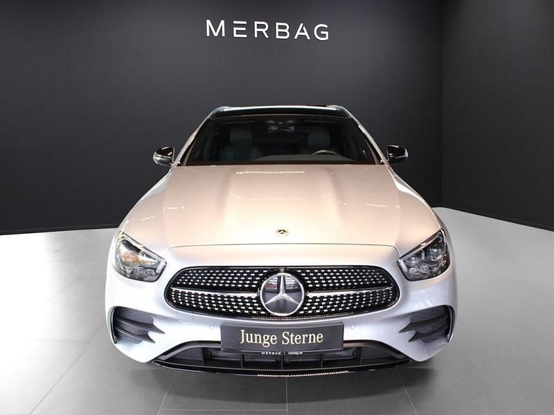 Gebraucht Mercedes E400 AMG 330 PS (242 kW) 2022 Silber Limousine