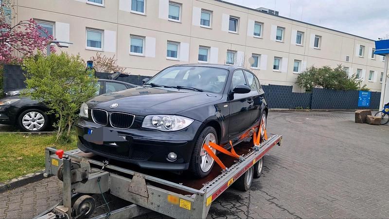 Gebraucht BMW 116 116 PS (85 kW) 2005 Schwarz Kleinwagen