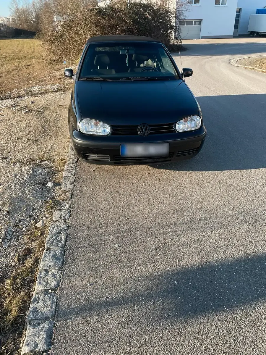 Occasion VW Golf 116 ch (85 kW) 2002 Noir Cabriolet