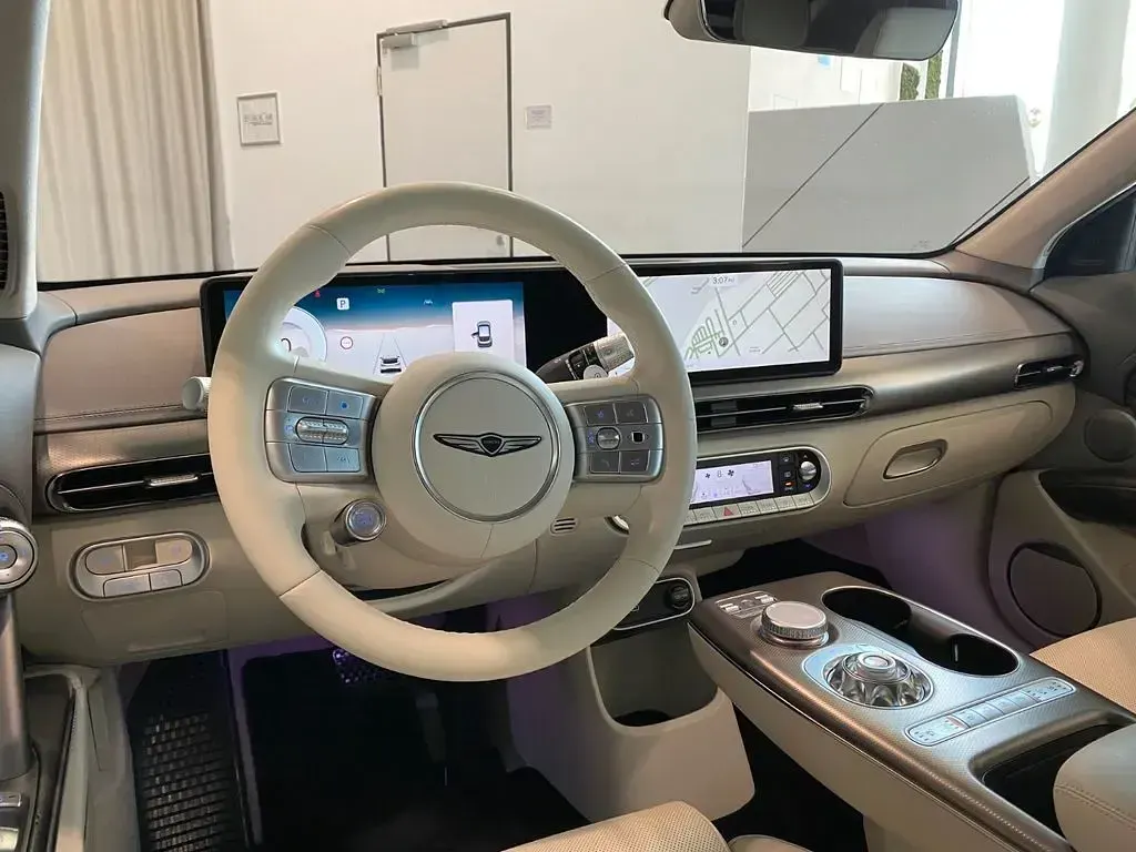 Gebraucht Genesis GV60 Sport 233 kW (318 PS) 2023 Grün SUV