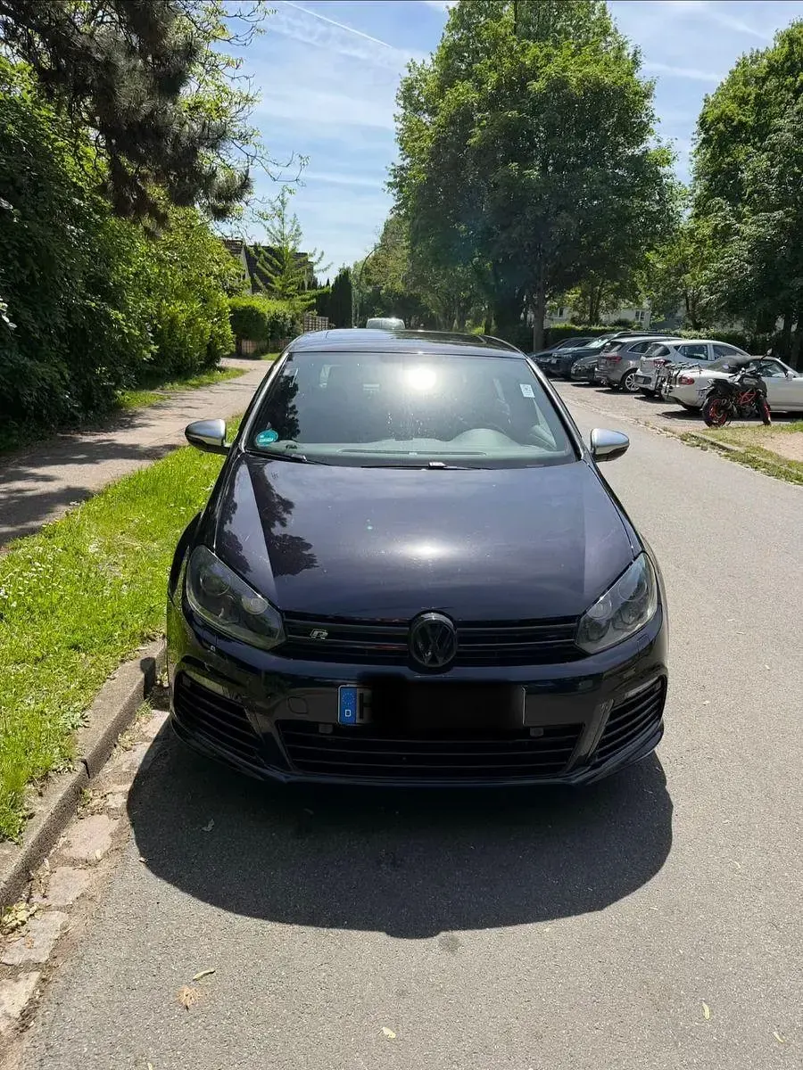 Gebraucht VW Golf VI R 271 PS (199 kW) 2011 Schwarz Kleinwagen