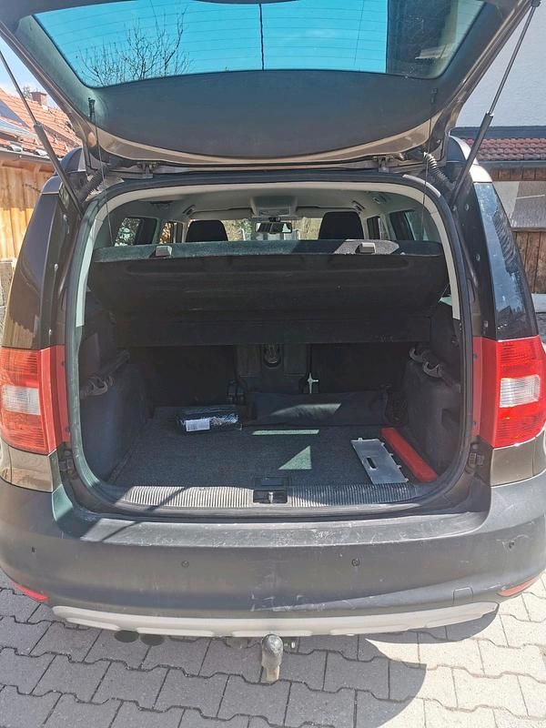 Gebraucht Skoda Yeti 160 PS (117 kW) 2010 Braun SUV