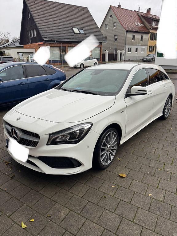 Weiß Gebraucht 2019 Mercedes CLA200 Limousine | 20.999 € (Guter Preis) - Bild 1/4