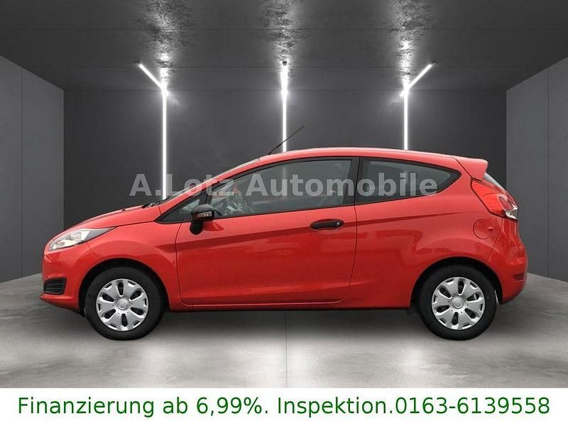 Gebraucht Ford Fiesta Ambiente 60 PS (44 kW) 2016 Rot Kleinwagen