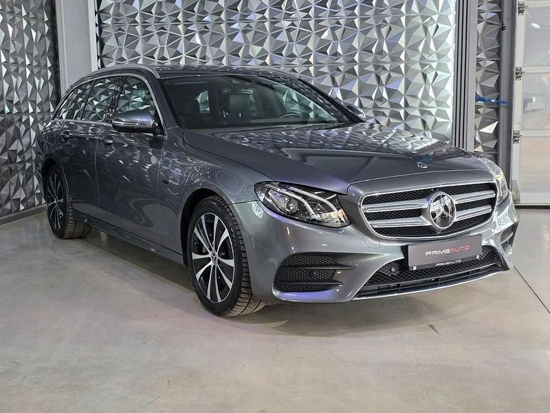 Gebraucht Mercedes E300 AMG 194 PS (142 kW) 2019 Grau Limousine
