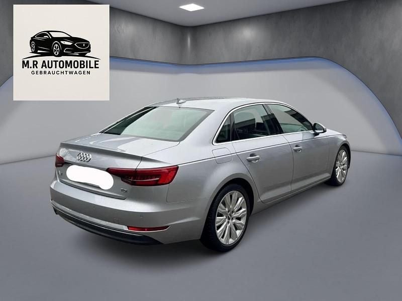 Gebraucht Audi A4 Sport 150 PS (110 kW) 2015 Silber Limousine