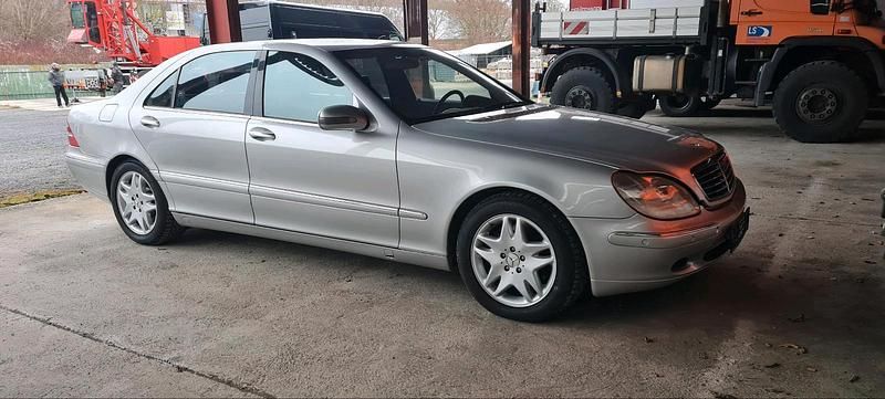 Gebraucht Mercedes S400 250 PS (183 kW) 2001 Silber Limousine
