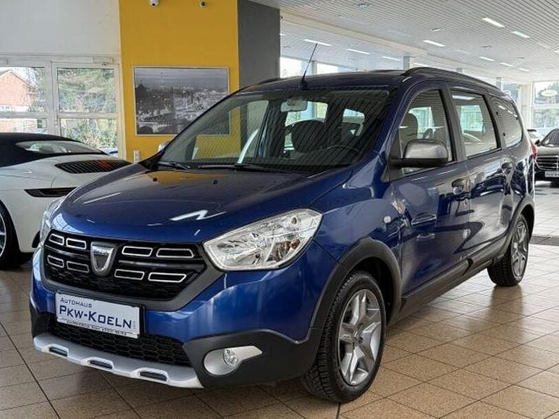 Gebraucht Dacia Lodgy Stepway 116 PS (85 kW) 2022 Blau Van / Kleinbus