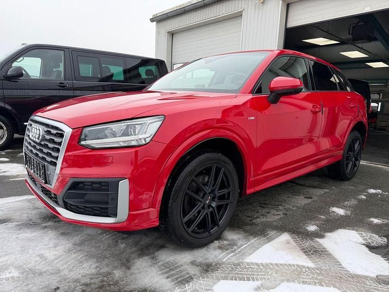 Gebraucht Audi Q2 S-Line 150 PS (110 kW) 2017 Rot SUV