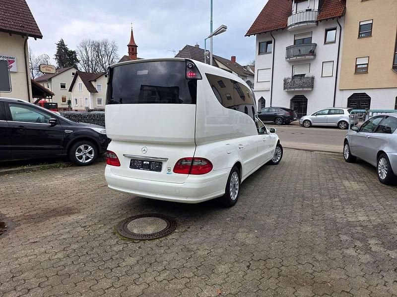 Gebraucht Mercedes E280 190 PS (139 kW) 2009 Weiß Kombi
