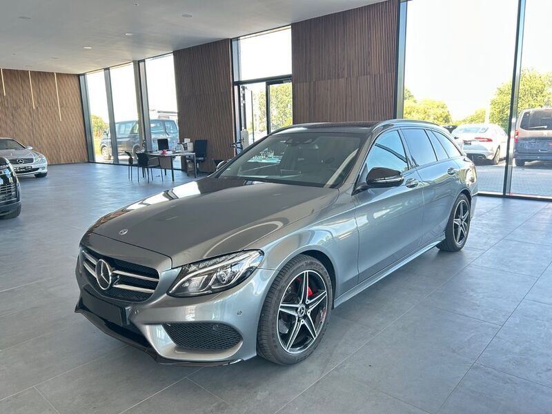 Grau Gebraucht 2018 Mercedes C220 AMG line Limousine | 19.499 € (Etwas zu teuer) - Bild 1/4