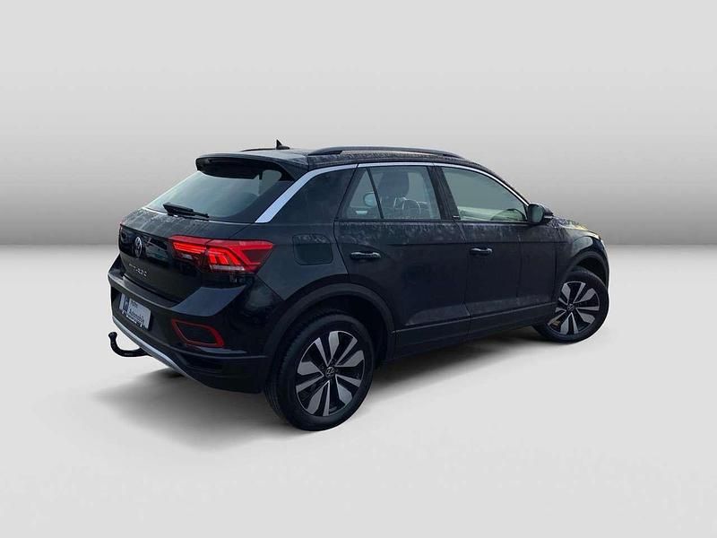 Gebraucht VW T-Roc Move 116 PS (85 kW) 2023 Deep black perleffekt SUV