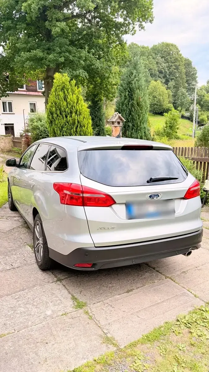 Gebraucht Ford Focus 150 PS (110 kW) 2015 Grau Kombi