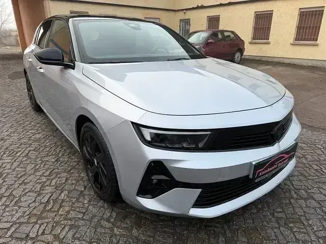 Gebraucht Opel Astra GS Line 131 PS (96 kW) 2023 Silber Kleinwagen