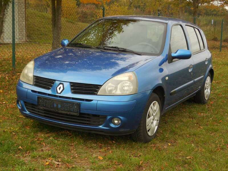 Verkauft Renault Clio 1.2 / Zahnriemen., gebraucht 2005, 129.850 km in  Burglauer, DE