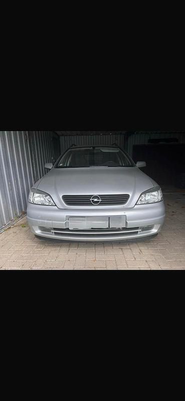 Silber Gebraucht 2002 Opel Astra Kombi | 1.700 € (Fairer Preis) - Bild 1/4