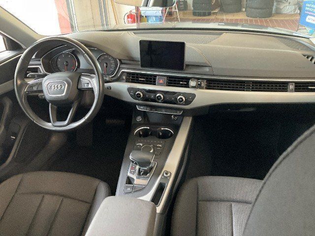 Gebraucht Audi A4 190 PS (139 kW) 2019 Grau metallic Kombi