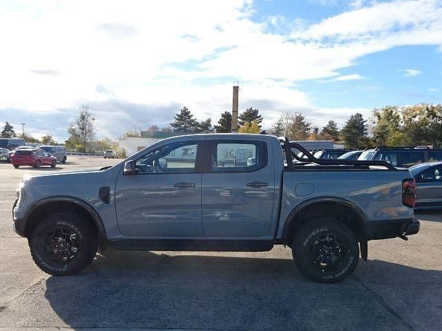 Neu Ford Ranger Tremor 205 PS (150 kW) 2025 Command grey Abholung