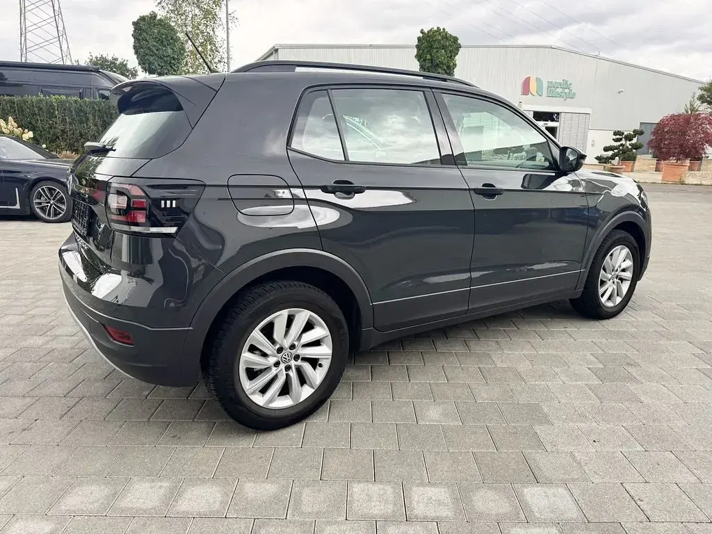 Gebraucht VW T-Cross Life 116 PS (85 kW) 2020 Grau SUV