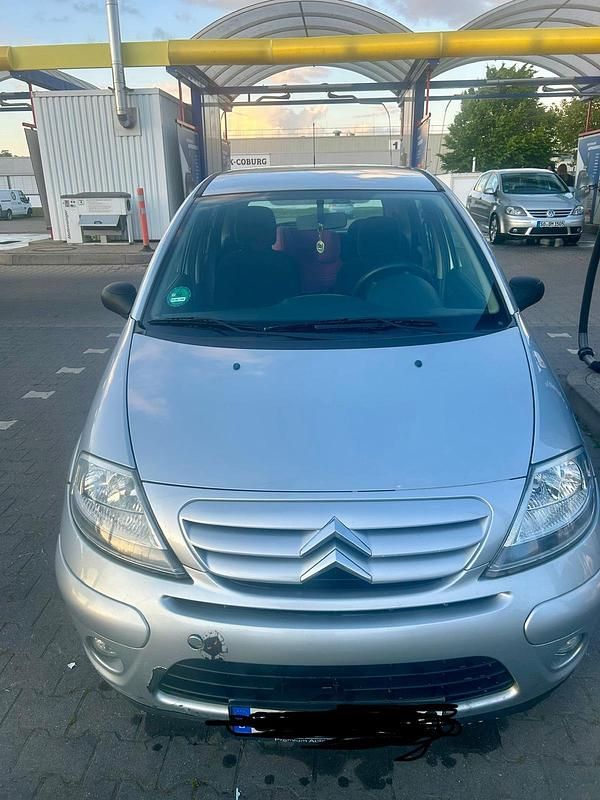Silber Gebraucht 2005 Citroën C3 Kleinwagen | 1.300 € (Guter Preis) - Bild 1/4