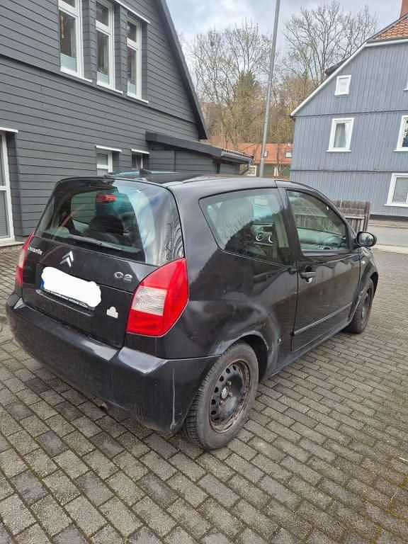 Gebraucht Citroën C2 73 PS (53 kW) 2009 Schwarz Kleinwagen