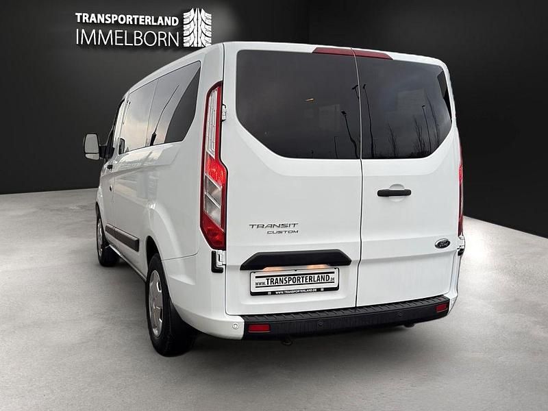 Gebraucht Ford Transit Custom Trend 131 PS (96 kW) 2019 Weiß Van / Kleinbus