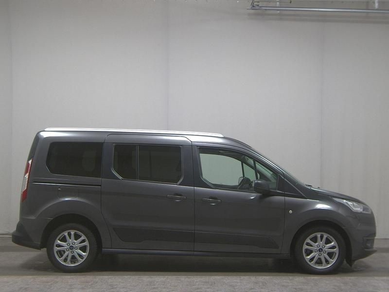 Grau Gebraucht 2021 Ford Grand Tourneo Connect Trend Van / Kleinbus | 18.980 € (Guter Preis) - Bild 1/4