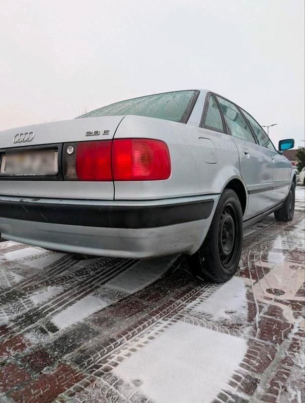 Usata Audi 80 Basis 174 CV (127 kW) 1992 Argento Berlina
