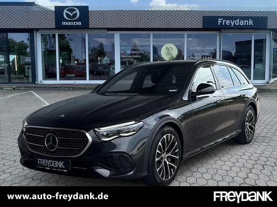 Gebraucht Mercedes E450 Night 367 PS (269 kW) 2025 Kombi