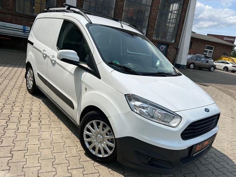 Weiß Gebraucht 2017 Ford Transit Van / Kleinbus | 6.790 € (Superpreis) - Bild 1/4